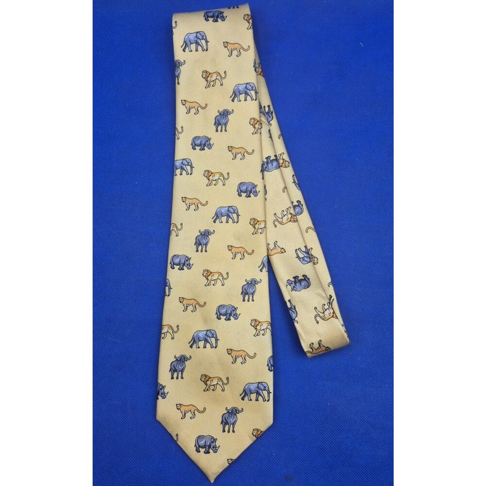 Into Africa Yellow Polyester Tie Elephants Rhinos Lions 3.8x59"